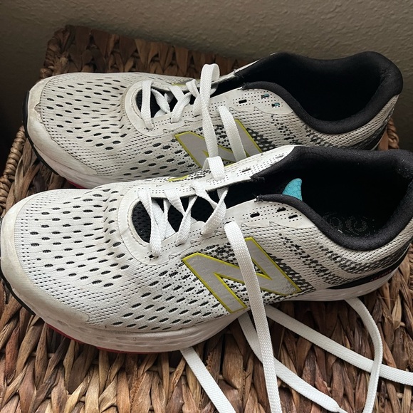 New Balance Shoes - New Balance Women’s 680 v6 White and Yellow Sneakers Size 11 EUC Running Gym